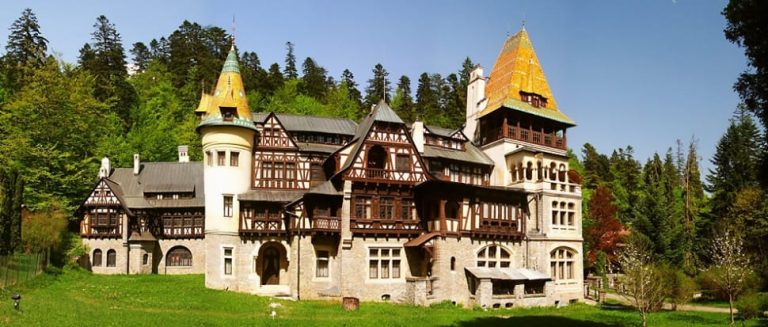 Castelul Pelișor – Bijuteria Art Nouveau din Inima Munților Carpați Castelul Pelișor