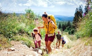 Top 10 Activități în Aer Liber pentru O Vacanță Perfectă în Natură