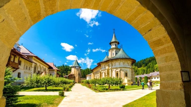 Bucovina – Ținutul mănăstirilor pictate