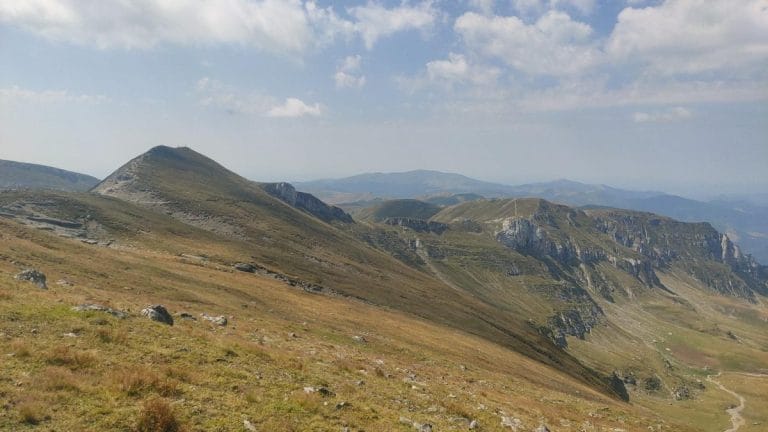 Ghid Complet pentru Activități în Aer Liber în România – Experiențe Unice și Locuri de Neuitat Activități în Aer Liber în România – Ghid Complet