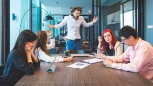 Cum gestionezi conflictele la birou