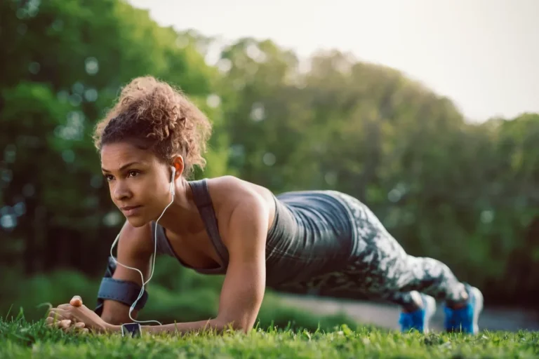 Fitness în natură: Antrenamente eficiente în aer liber Fitness în natură