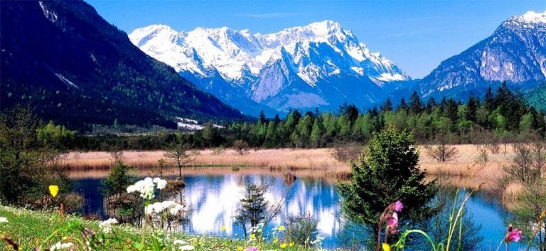 Vacanță în Banat: Top pensiuni și hoteluri recomandate de turiști Vacanță în Banat